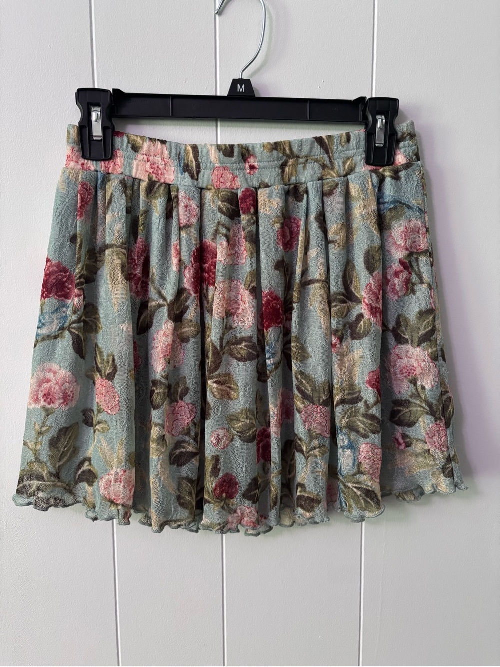 RL Denim & Supply Pleated Mini Skirt in Blue Lace w/ Pink Floral Print Medium